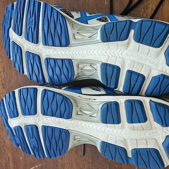 Asics fluidride women's Workout Gym running Comfort shoes gel cumulus 17 9.5 - Picture 8 of 10